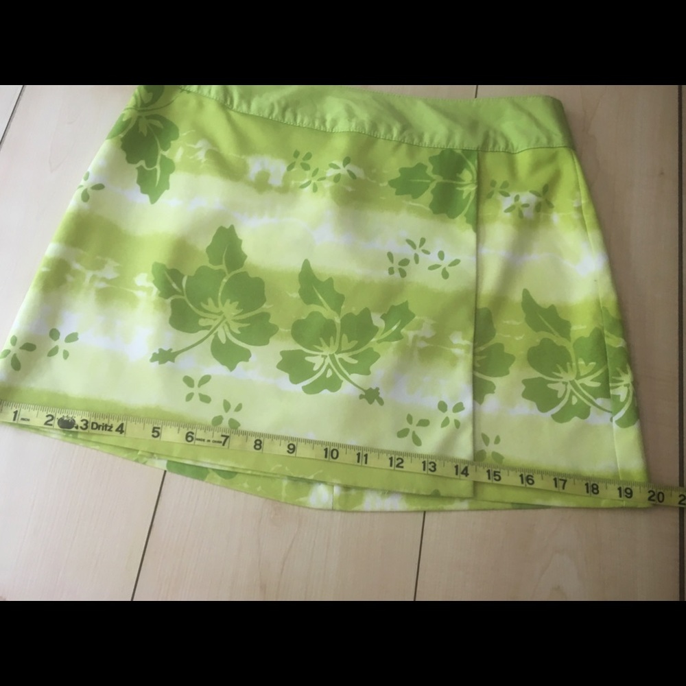LBH tennis skirt neon green hibiscus sz small